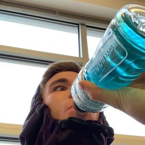 Meet your Posher, Carter